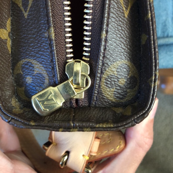 Louis Vuitton Viva Cite mm leather shoulder bag - Picture 7 of 9